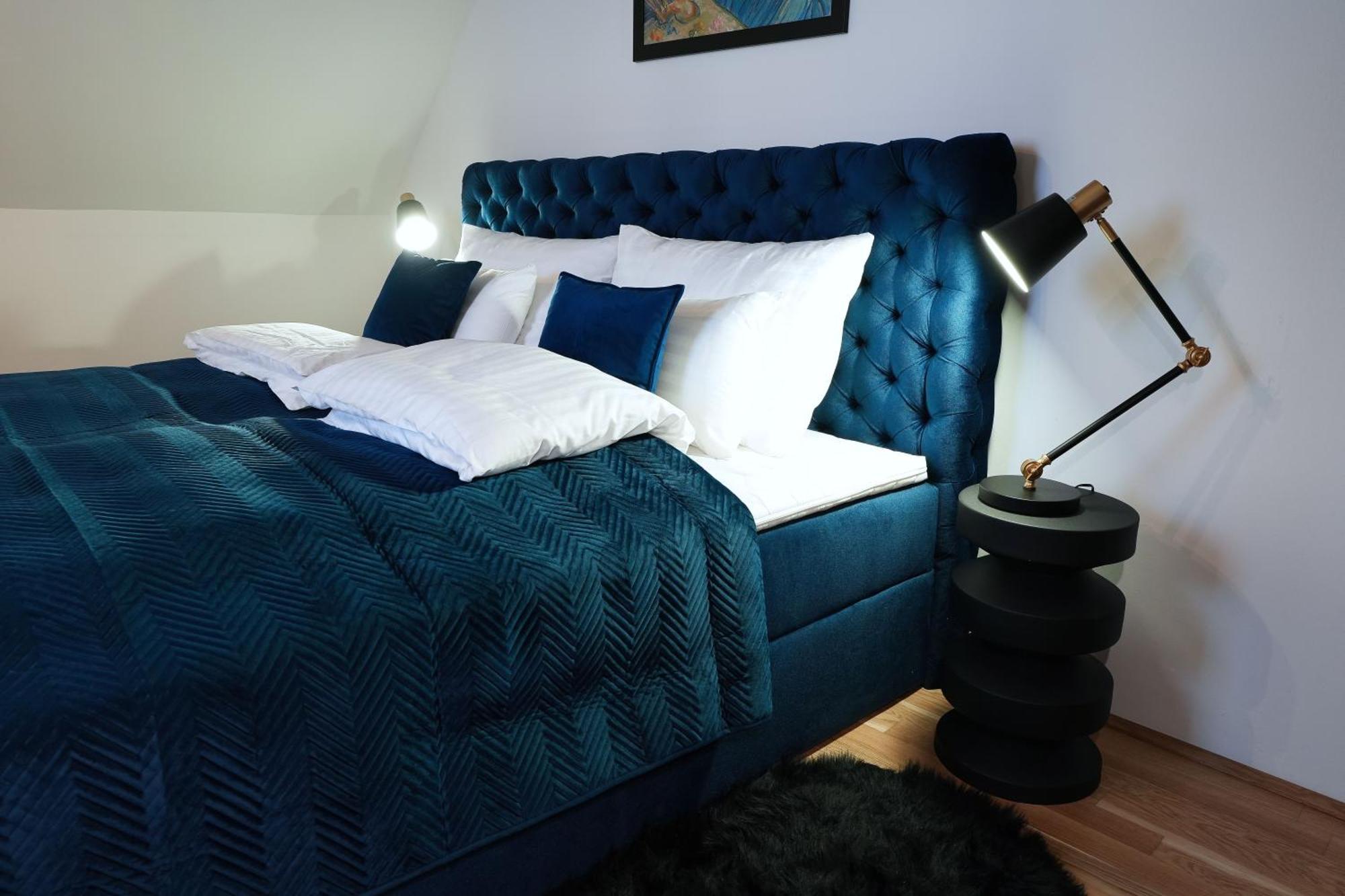 In Style At Carl's Design Residences - Modern Design Meets Comfort L Parking & Perfect Connection To Center