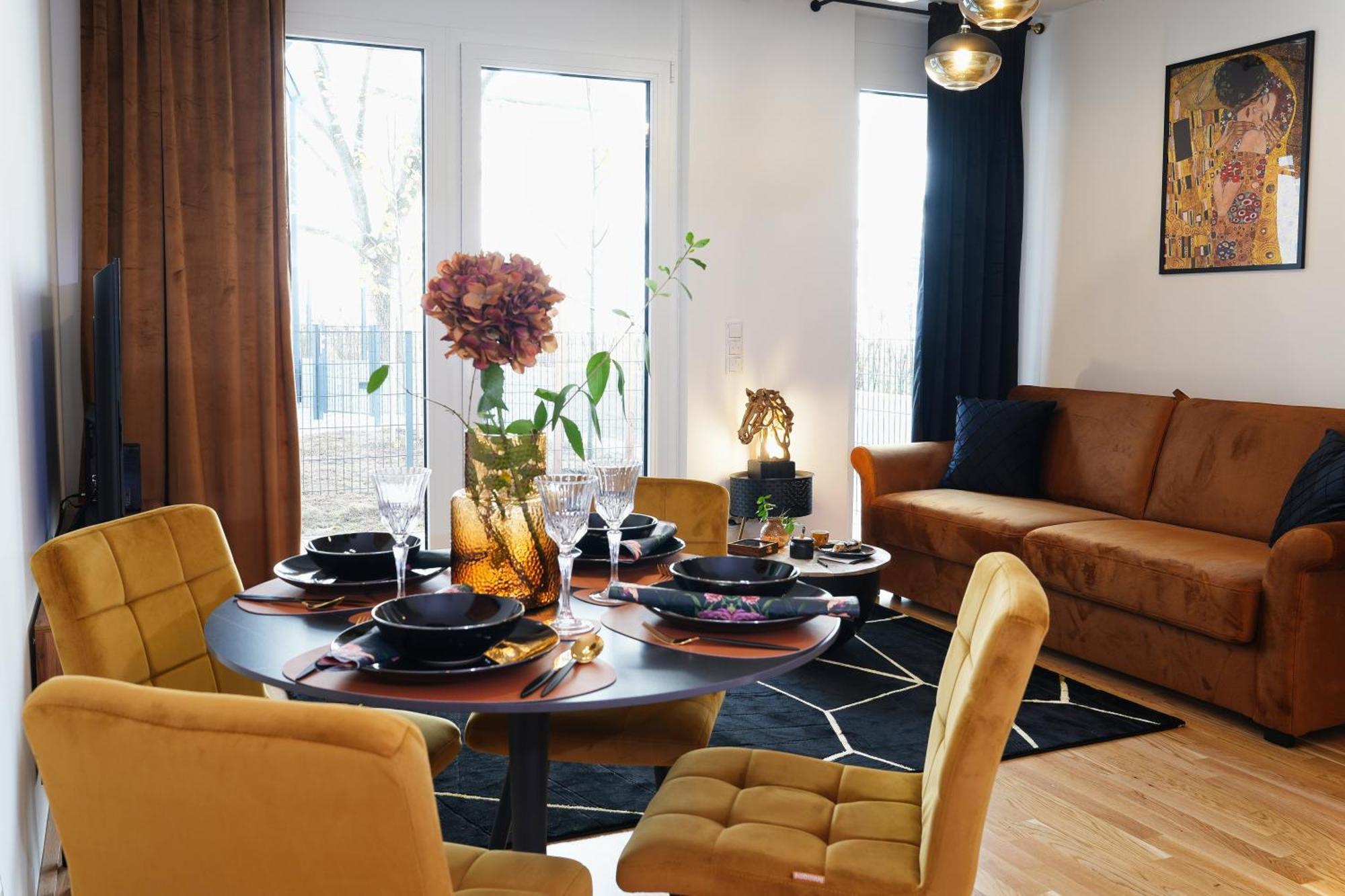 In Style At Carl's Design Residences - Modern Design Meets Comfort L Parking & Perfect Connection To Center Apartment