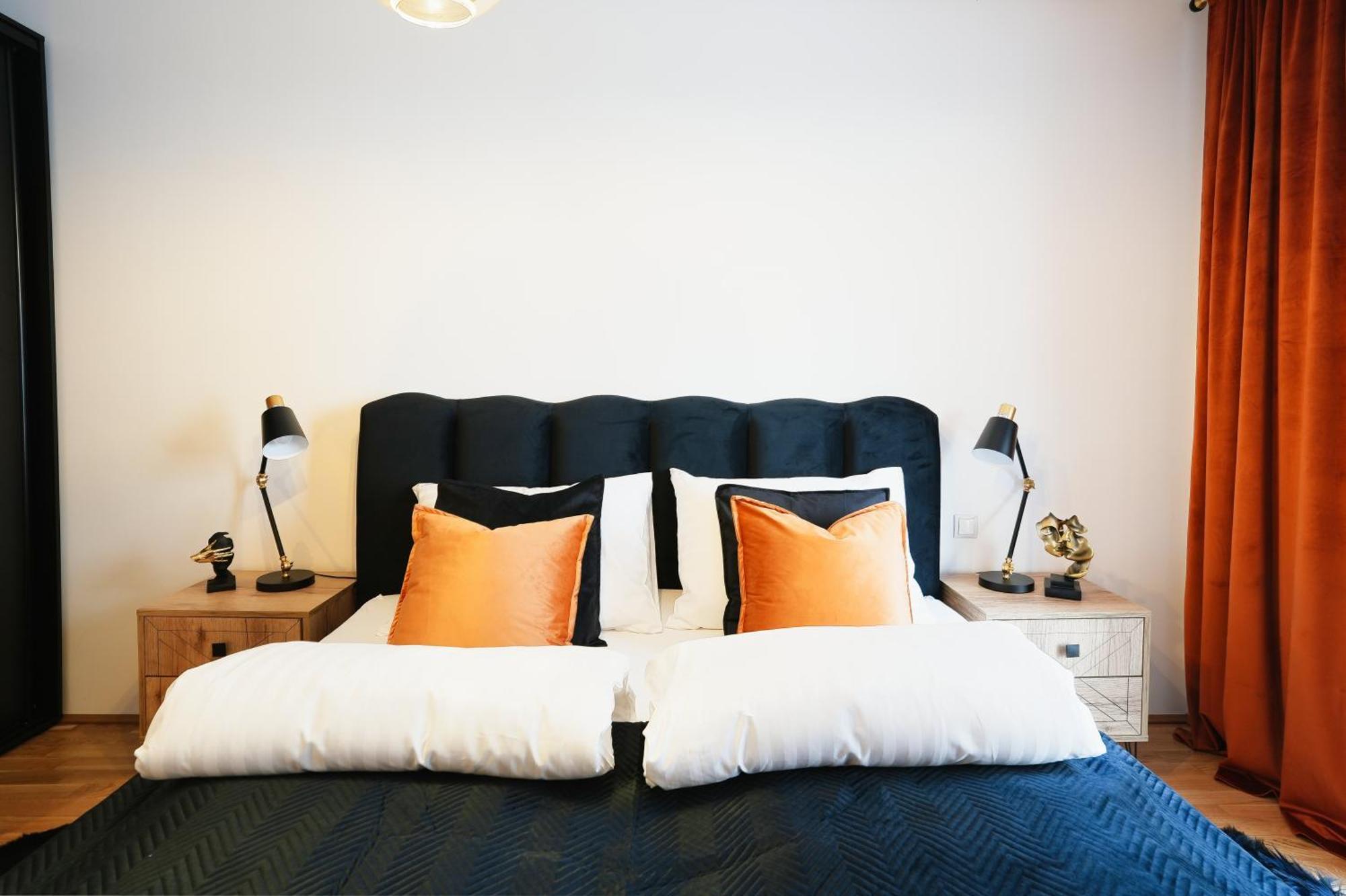 In Style At Carl's Design Residences - Modern Design Meets Comfort L Parking & Perfect Connection To Center Apartment *